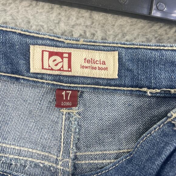 LEI Jeans Juniors 17 Long Felicia Low Rise Bootcut Embroidered Distressed Faded - Picture 6 of 13